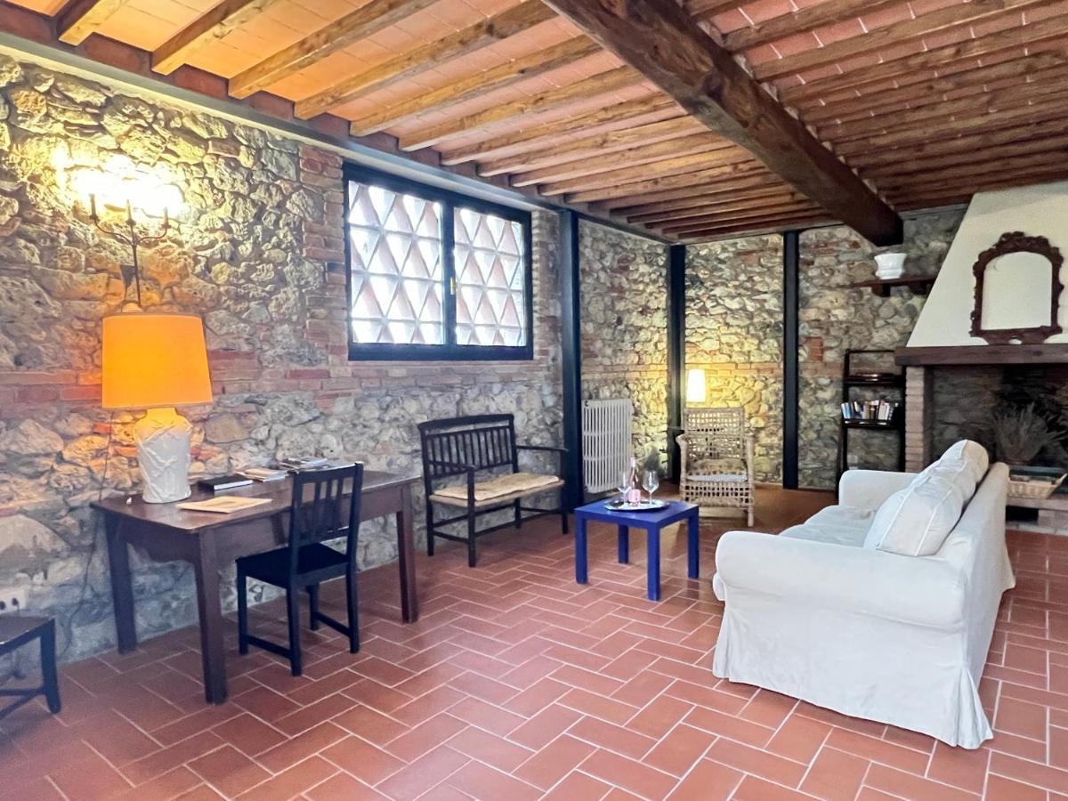 Fattoria Lornano Winery Villa มอนเตริจโจนี ภายนอก รูปภาพ